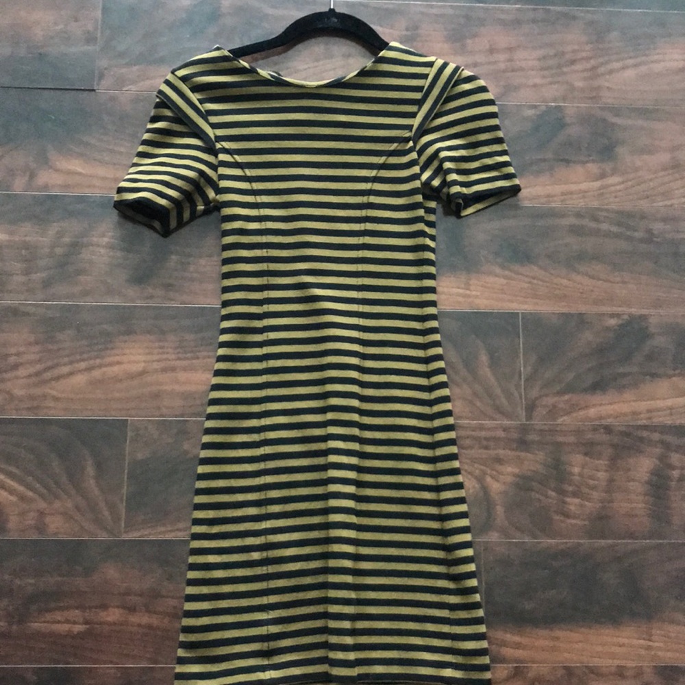 French Connection gold/ black bodycon dress